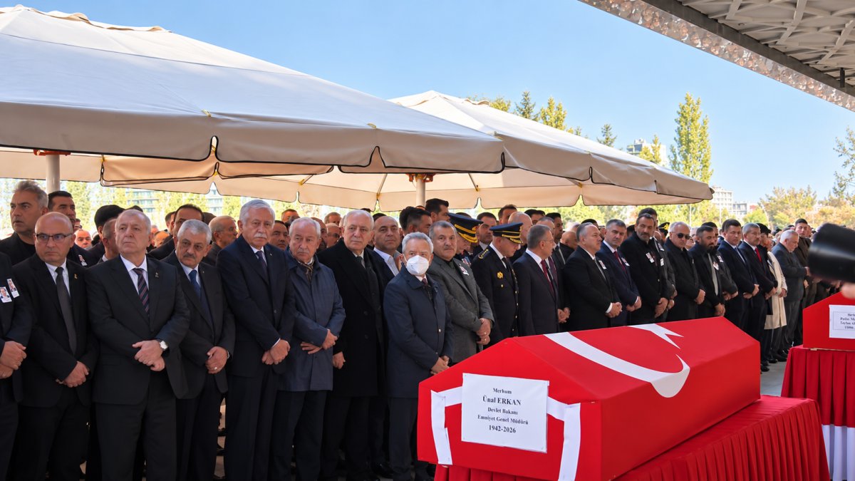 Eski OHAL Valisi Ünal Erkan son yolculuğuna uğurlandı