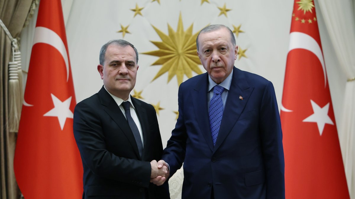 Erdoğan, Azerbaycan Dışişleri Bakanı Bayramov'u kabul etti
