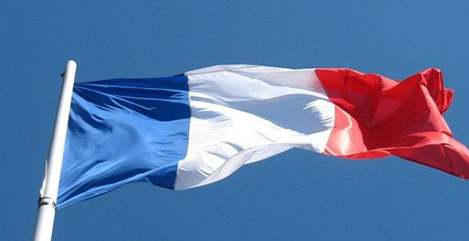 Fransa, İsrail'in AB desteğiyle kurulan Al Aqaba köyüne saldırısını kınadı