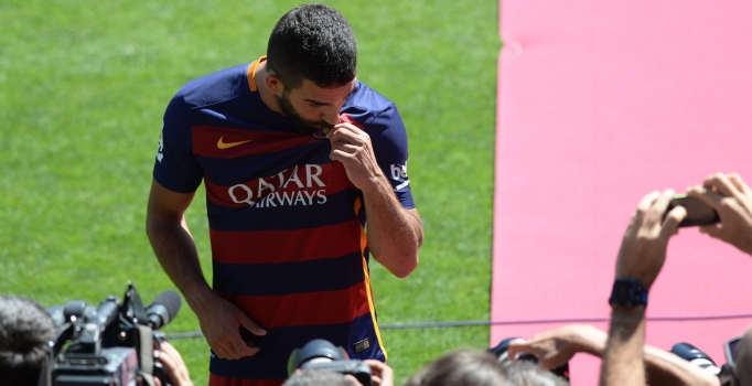 Arda Turan imzayı attı, 
şimdi şov zamanı