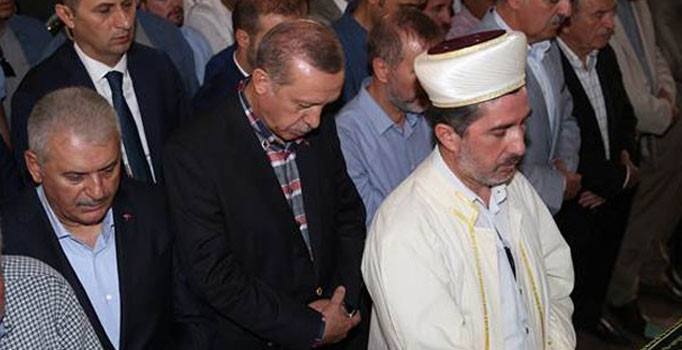 Cumhurbaşkanı Erdoğan'dan eniştesine taziye ziyareti