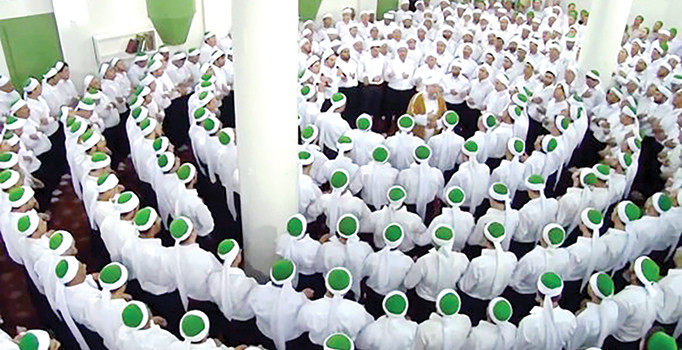 Değişim önce Tekke ve Zaviyeler Kanunu’ndan başlamalı