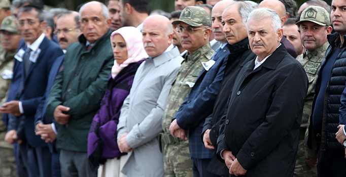 Tendürek Dağı'nda şehit düşen 10 şehitten 2'si için cenaze töreni düzenlendi