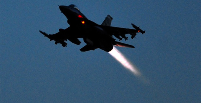 İsrail ordusundan Suriye'ye hava saldırısı / Sondakika haberleri