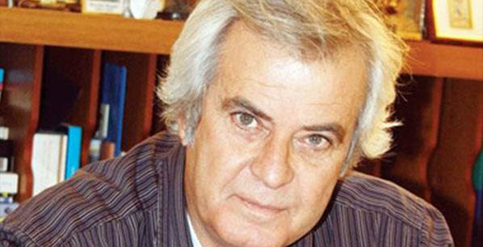 Nebil Özgentürk, Tarık Akan'ın üzerinde çalıştığı son projesini anlattı