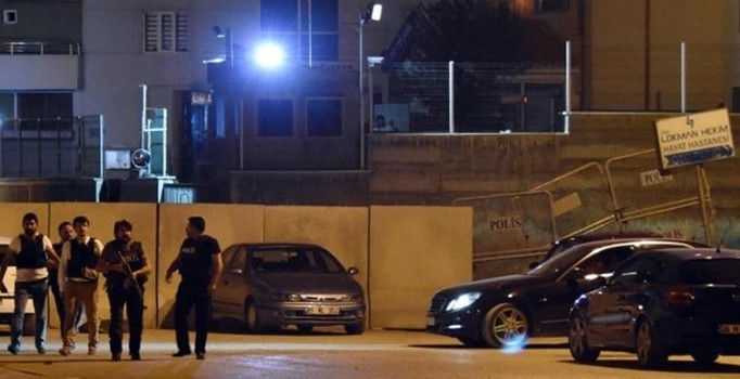 Van'da İpekyolu Emniyet Müdürlüğü'ne silahlı saldırı - Sondakika haberleri