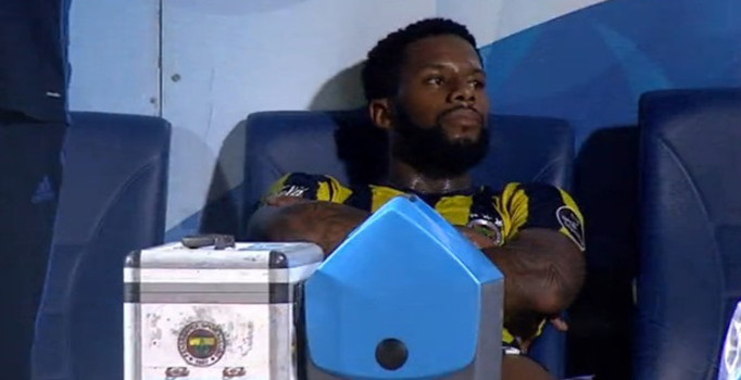 Oyundan alınınca Advocaat'a tavır alan Lens, Sow'un golüne sevinmedi