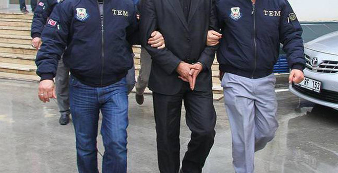 Uşak’ta 16 FETÖ şüphelisi adliyeye sevk edildi