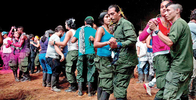 FARC’tan barış dansı