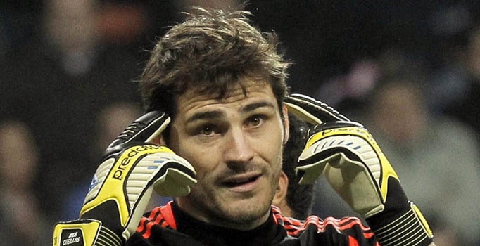 Casillas, Porto ile anlaştı