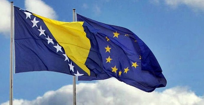 Bosna Hersek'in AB üyeliği başvurusu kabul edildi