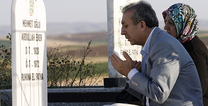 Mehdi Eker'in ziyaret edeceği mezarlığa bomba yerleştirilmesinde 13 gözaltı