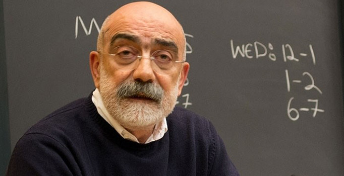 Ahmet Altan yeniden gözaltına alındı - Sondakika haberleri