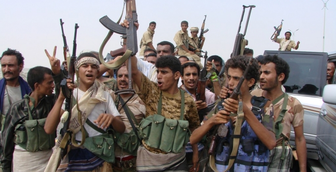 Husi liderden tehdit: Yemen'i mezarlığa çeviririz