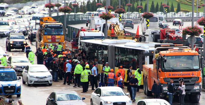 Kaza yapan metrobüsün şoförü Recai Türkoğlu'nun ifadesi