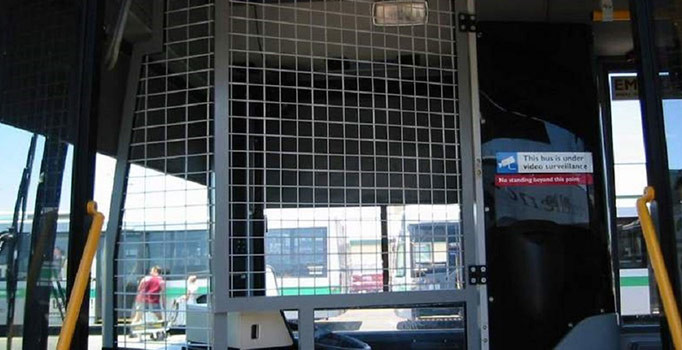 Dünyada şoförlere saldırılar böyle engelleniyor