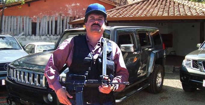 Uyuşturucu baronu, hapisten 
kaçarken 'lüks' tünel kazdı!