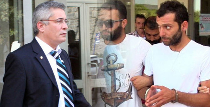 Onur Özbizerdik Eski Emniyet Müdürünü Adil Serdar Saçan'ı darp etti