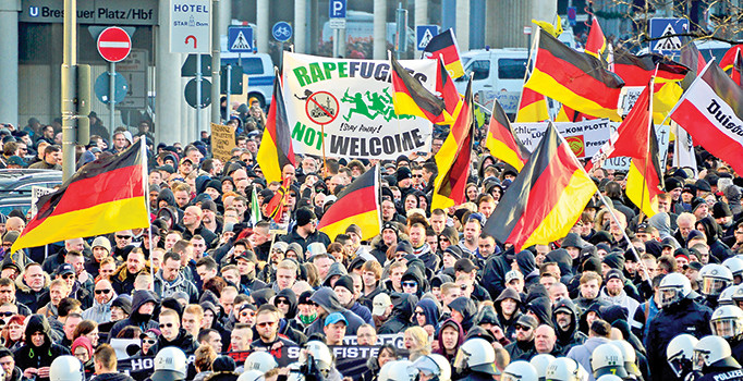 Irkçılığın ilacı hamaset değil dik duruş olmalı