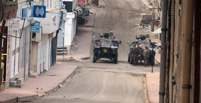 Nusaybin’in bir mahallesinde yasak kaldırıldı | Mardin Haberleri