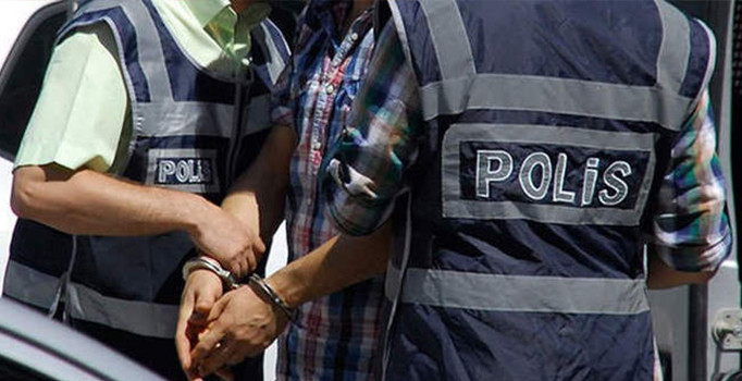 FETÖ'den gözaltına alındıktan sonra serbest bırakılan 3 asker tutuklandı