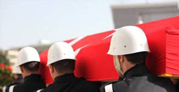 Şehit Jandarma Astsubay Yunus Çiçek'in Afyonkarahisar'daki baba ocağına ateş düştü - Son dakika