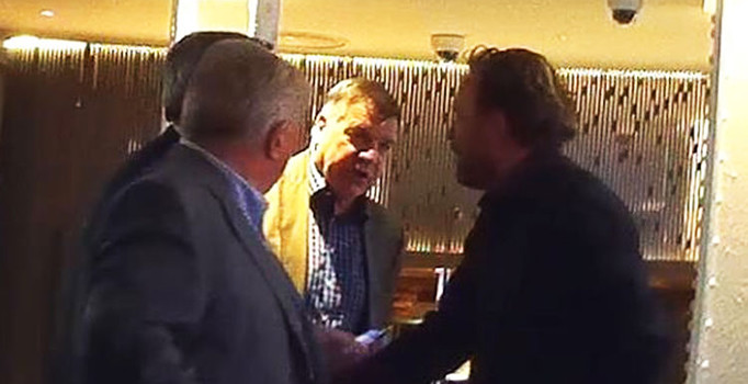 Sam Allardyce resmen kovuldu!