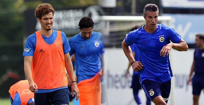 Advocaat, Feyenoord maçında Salih Uçan ve Van Persie'yi oynatacak mı?