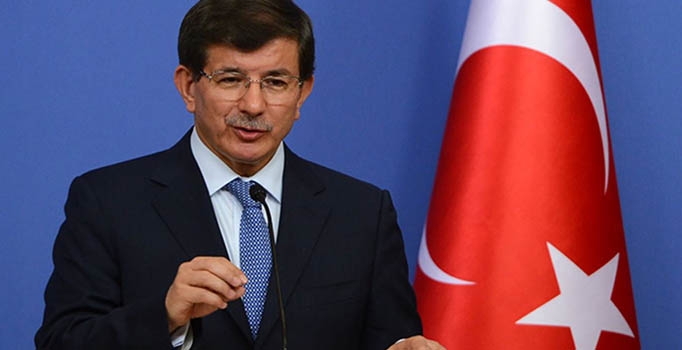 Davutoğlu: Gelin bu bayramı
helalleşme bayramı yapalım