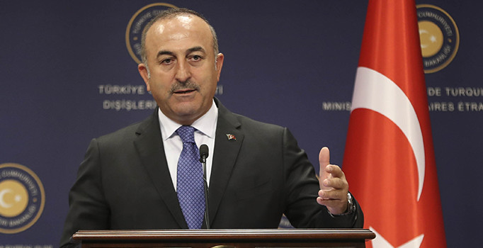 Son dakika haber! Çavuşoğlu: YPG çekilmezse vuracağız