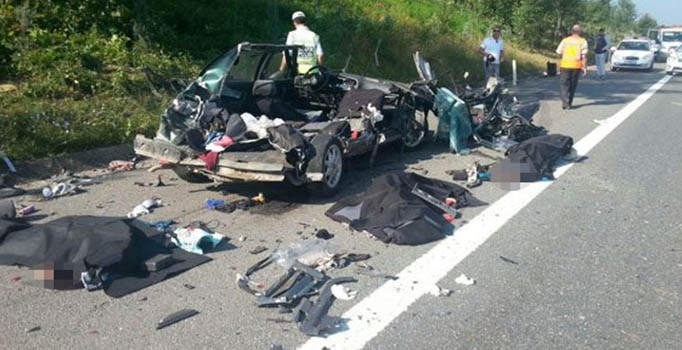 Arefe gününün acı 
bilançosu: 27 ölü, 106 yaralı