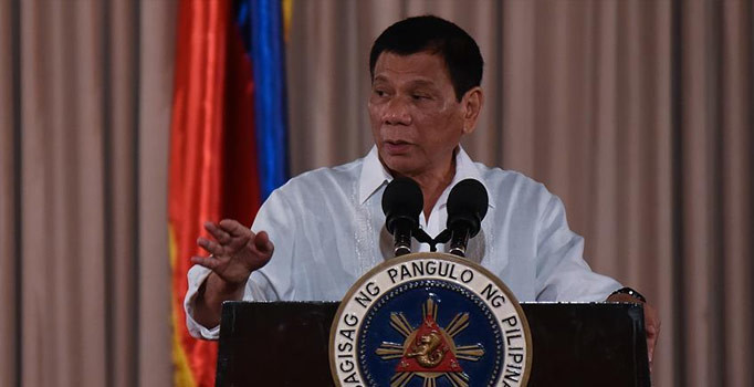 Filipinler Devlet Başkanı Duterte, ABD'ye meydan okudu