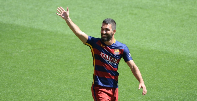 Arda Turan'a Türkiye 
yolu gözüktü