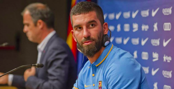 Arda Turan: Tanıdığım en iyi emlakçı Pique