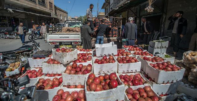 Hayatın normale döndüğü Cerablus'ta çarşı pazar doldu taştı