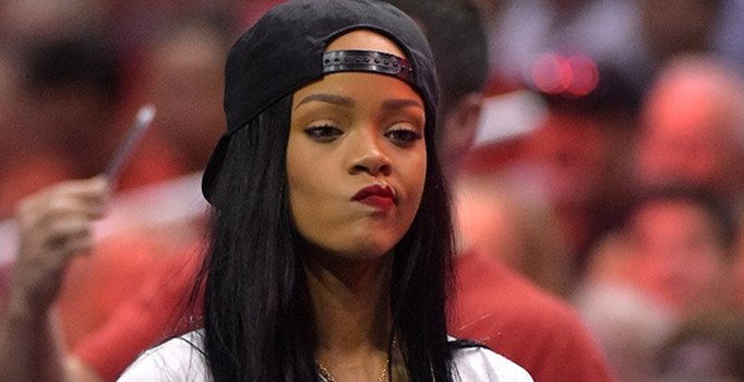 Drake'ten ayrılan Rihanna, ilişkileri üzerine bir paylaşımda bulundu