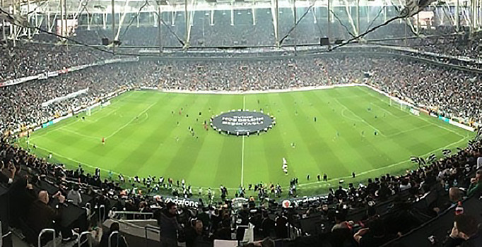 Türkiye'de bir ilk: Vodafone Arena 140 milyon dolara sigortalandı