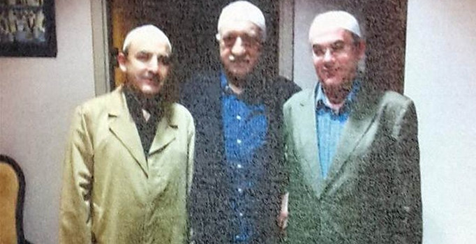 FETÖ'den tutuklanan Orhan Sipahioğlu'nun Gülen'le fotoğrafı ortaya çıktı