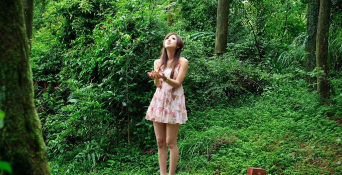 Watching outdoor redhead asian