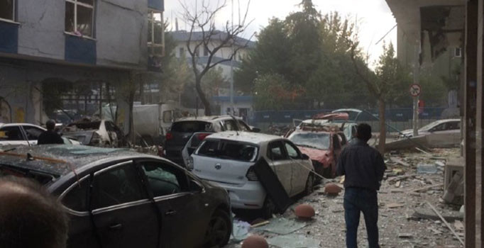 Yenibosna 75. Yıl Karakolu'nda patlama: 10 yaralı | Son dakika haberleri