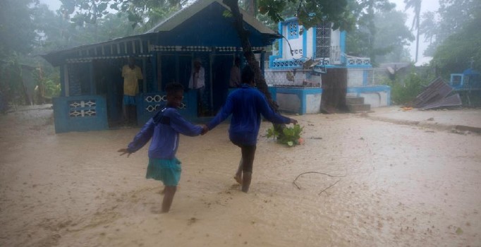Matthew Kasırgası'nda ölü sayısı gittikçe artıyor