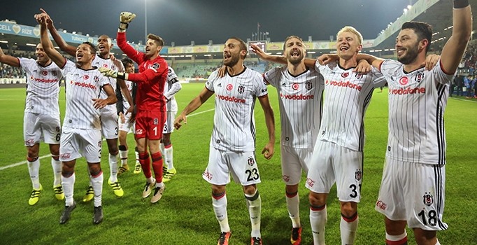 Beşiktaş 'Feda' ve 'Gururlan'dan sonra yeni sloganını belirledi