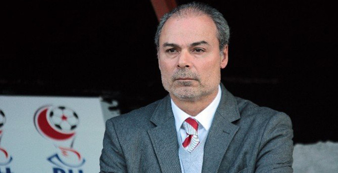 Engin İpekoğlu Adanaspor'un ezeli rakibiyle el sıkıştı