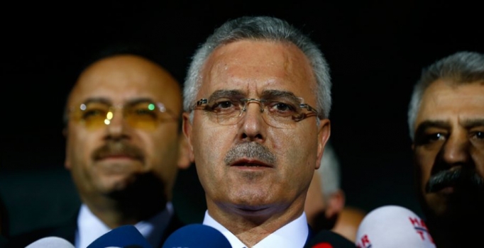 AK Parti'de FETÖ ile bağlantılı olabilecek 120 kişi tespit edildi