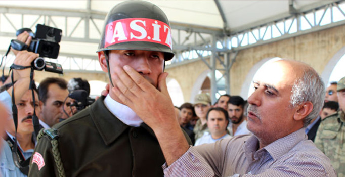 Şemdinli şehidi Hasan Aydoğdu Adıyaman'da son yolculuğuna uğurlandı