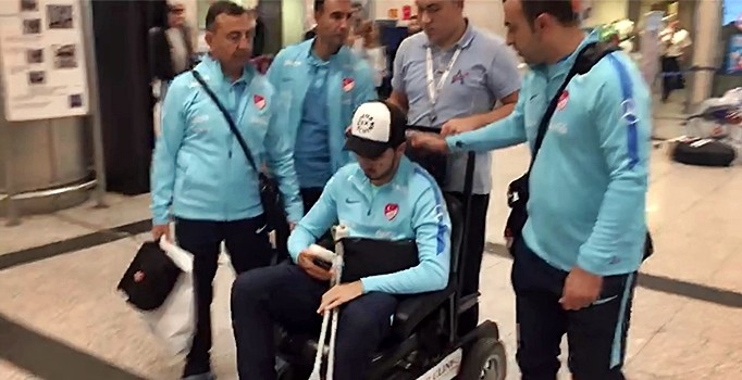 Fenerbahçe'ye Ozan Tufan'dan kötü haber!