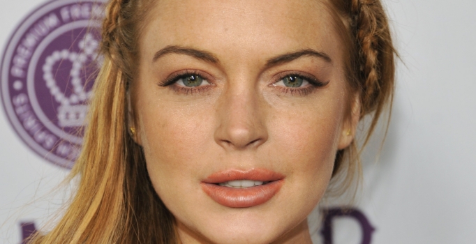 Lindsay Lohan habersiz geldi olaylı döndü