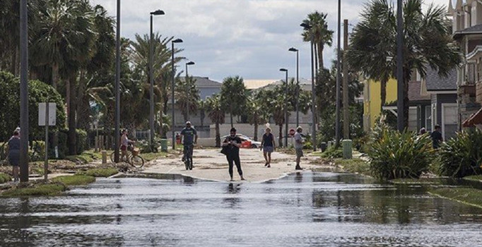 Matthew Kasırgası ABD'de 27 kişinini ölümüne sebep oldu