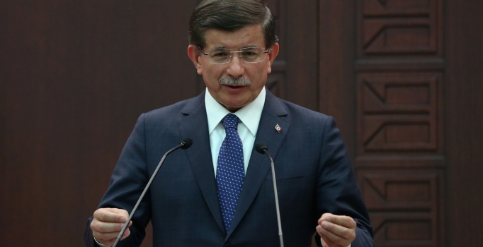Davutoğlu'ndan teröre 
karşı ortak bildiri çağrısı