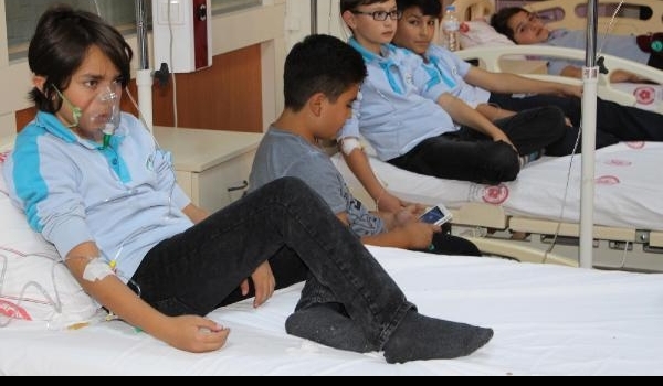 Sivas'ta 18 öğrenci gıda zehirlenmesi şüphesiyle hastaneye kaldırıldı